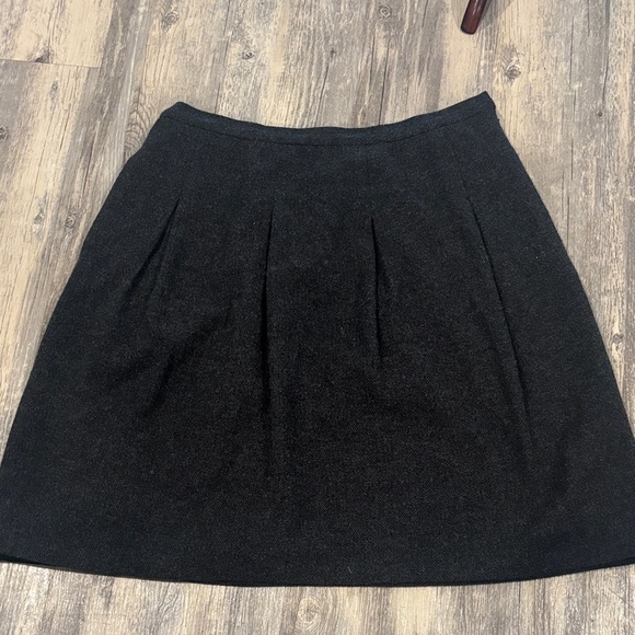 Ralph Lauren Dresses & Skirts - Lauren Ralph Lauren wool pleated skirt size 8 grey